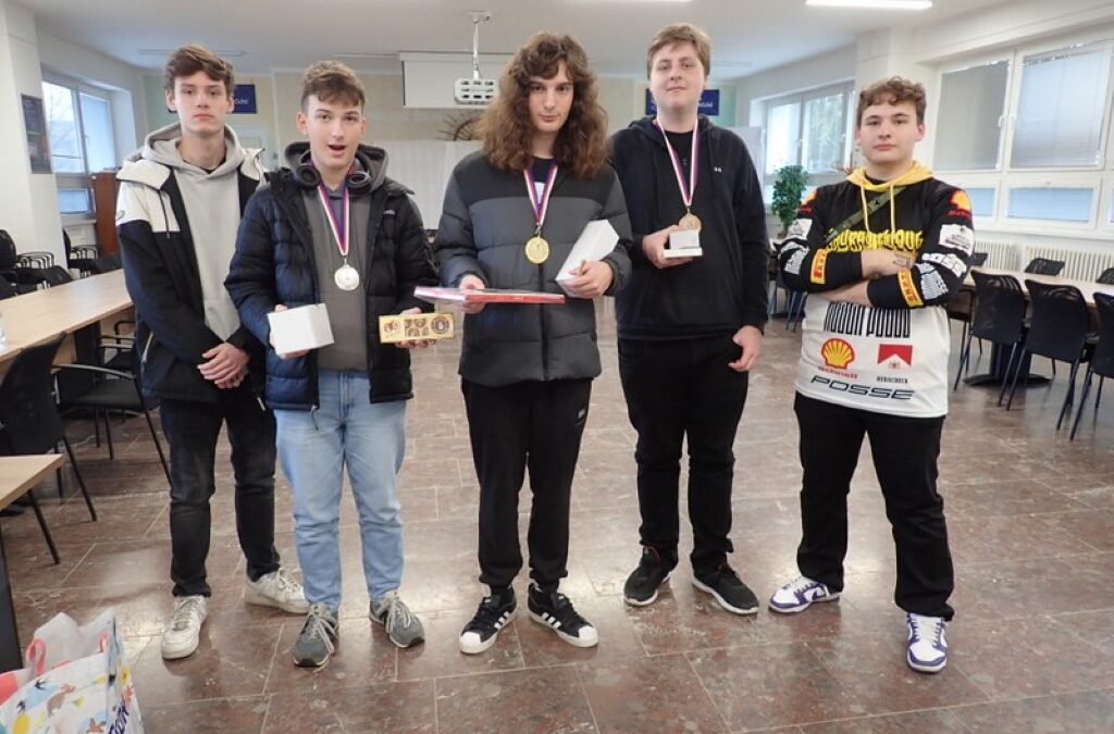 Přebor školy v šachu 2023