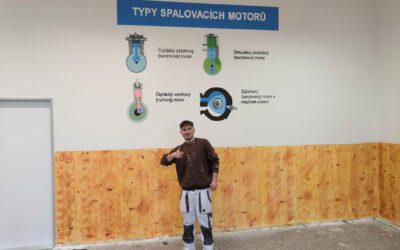 Naši malíři proměnili další učebnu v inspirativní prostor