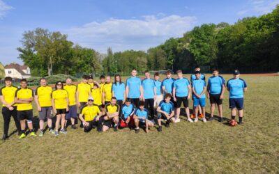 Přátelské fotbalové utkání v Duchcově: Učitelé vs. žáci skončilo remízou 3:3